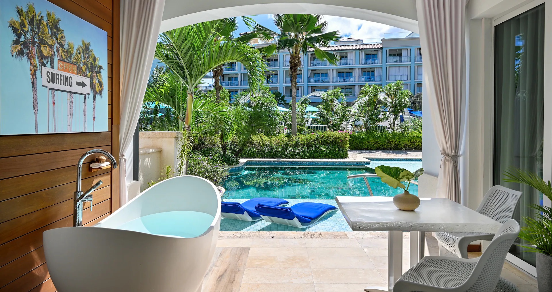 Sandals Royal Barbados pool